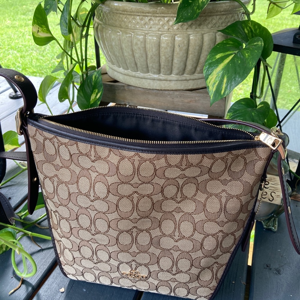 Coach purse